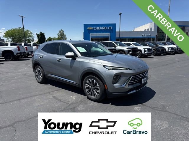 Used 2024 Buick Envision Preferred AWD/4WD image 1