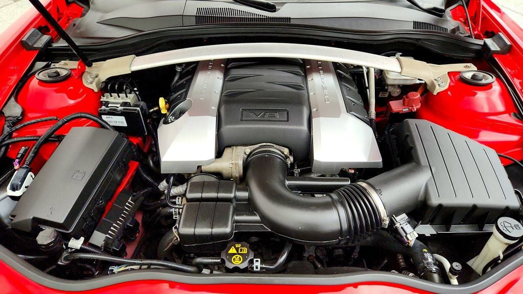 Used 2015 Chevrolet Camaro SS RWD image 27