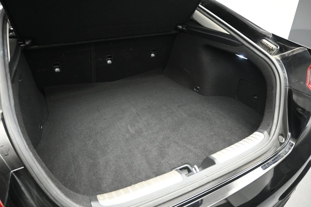 Used 2019 Kia Stinger Premium RWD image 25