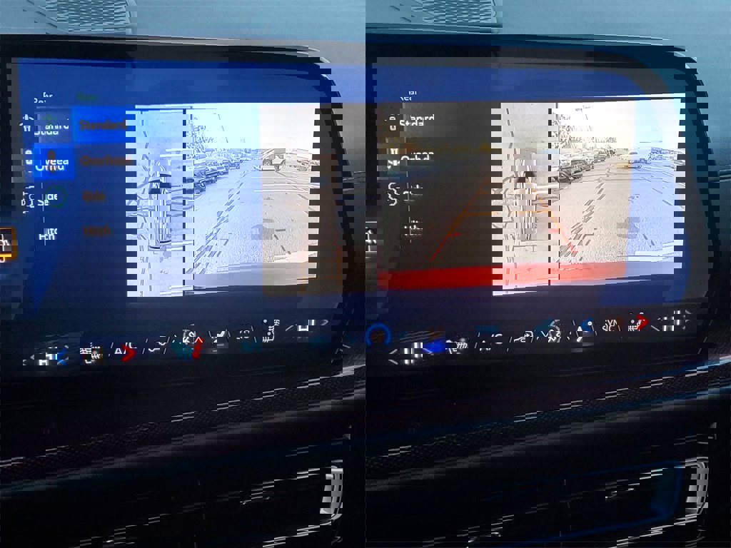 Certified 2024 Chevrolet Traverse Z71 w/ Enhanced Driving Package image 15