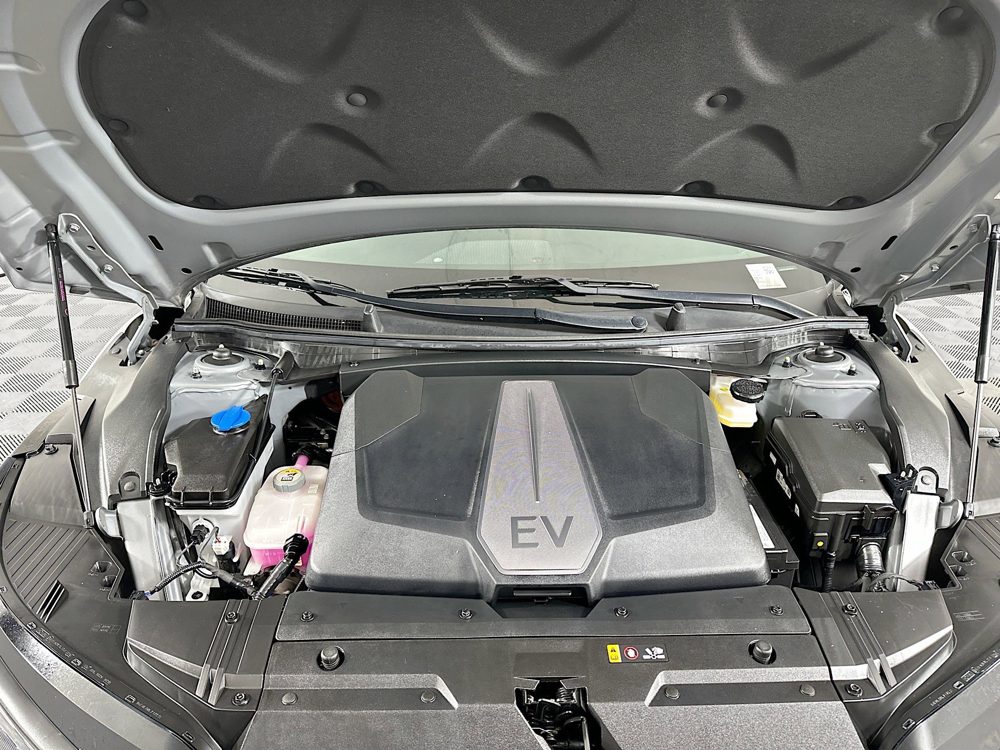 Used 2024 Kia EV6 Wind w/ Wind Technology Package image 34