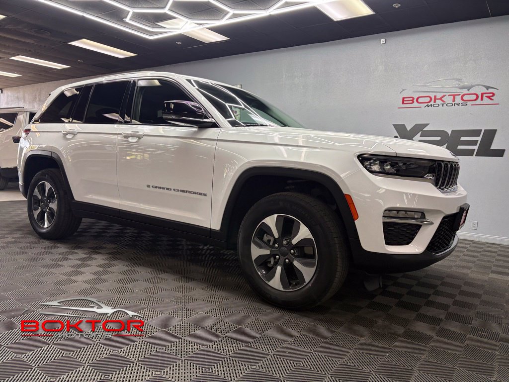 Used 2022 Jeep Grand Cherokee Limited 4xe AWD/4WD image 1