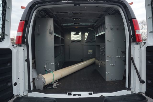 Used 2021 GMC Savana 3500 w/ Driver Convenience Package image 15