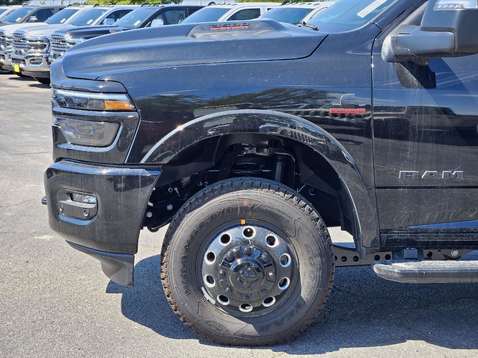 New 2027 RAM 3500 Laramie AWD/4WD image 7