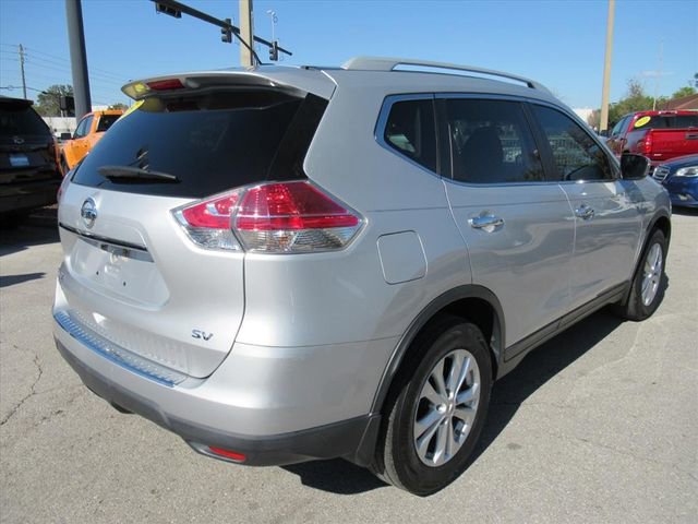 Used 2015 Nissan Rogue SV image 6