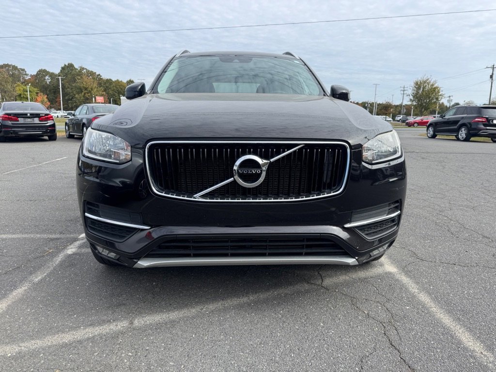 Used 2016 Volvo XC90 T6 Momentum image 2