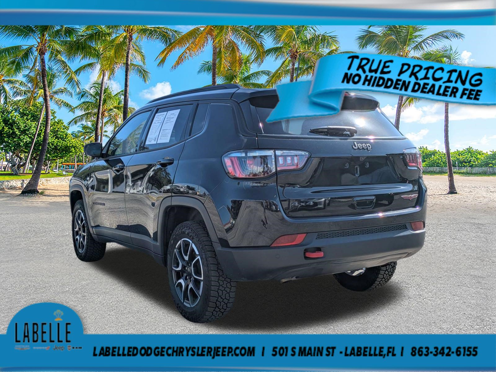 Used 2024 Jeep Compass Trailhawk AWD/4WD image 7