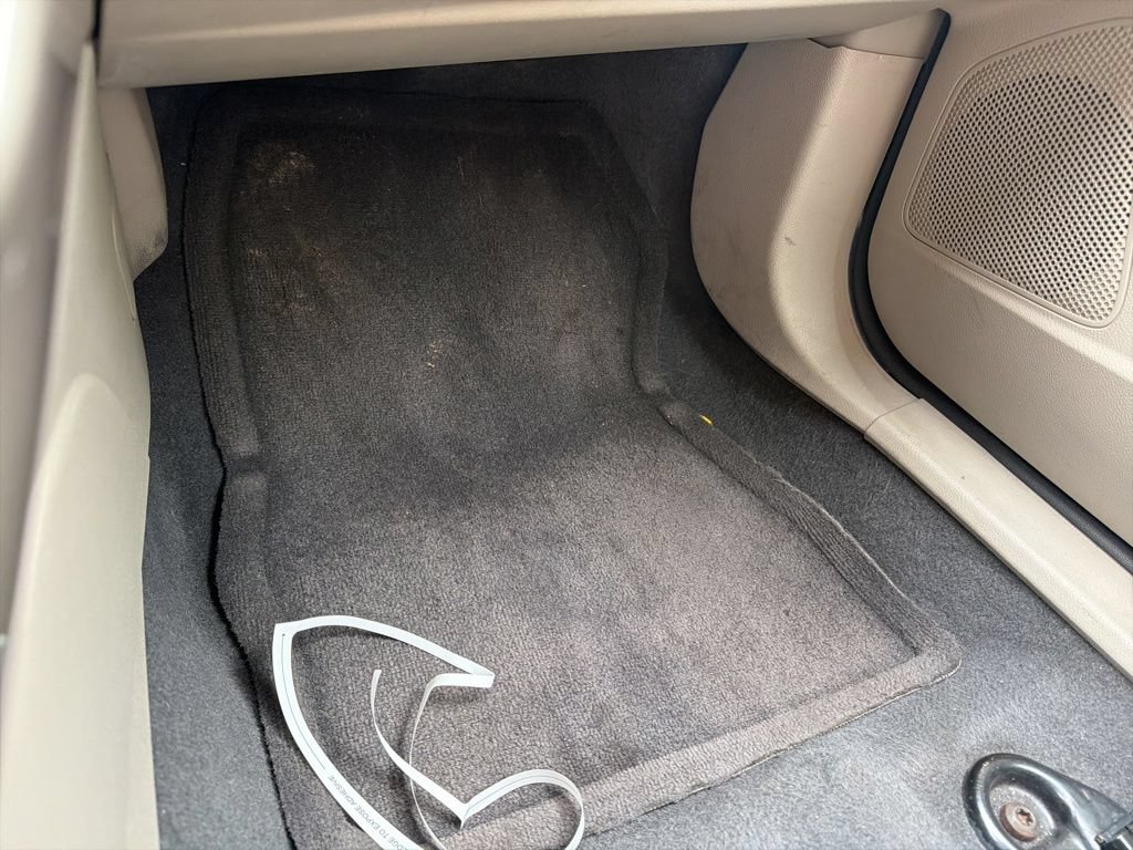Used 2012 Ford Focus SEL FWD image 22