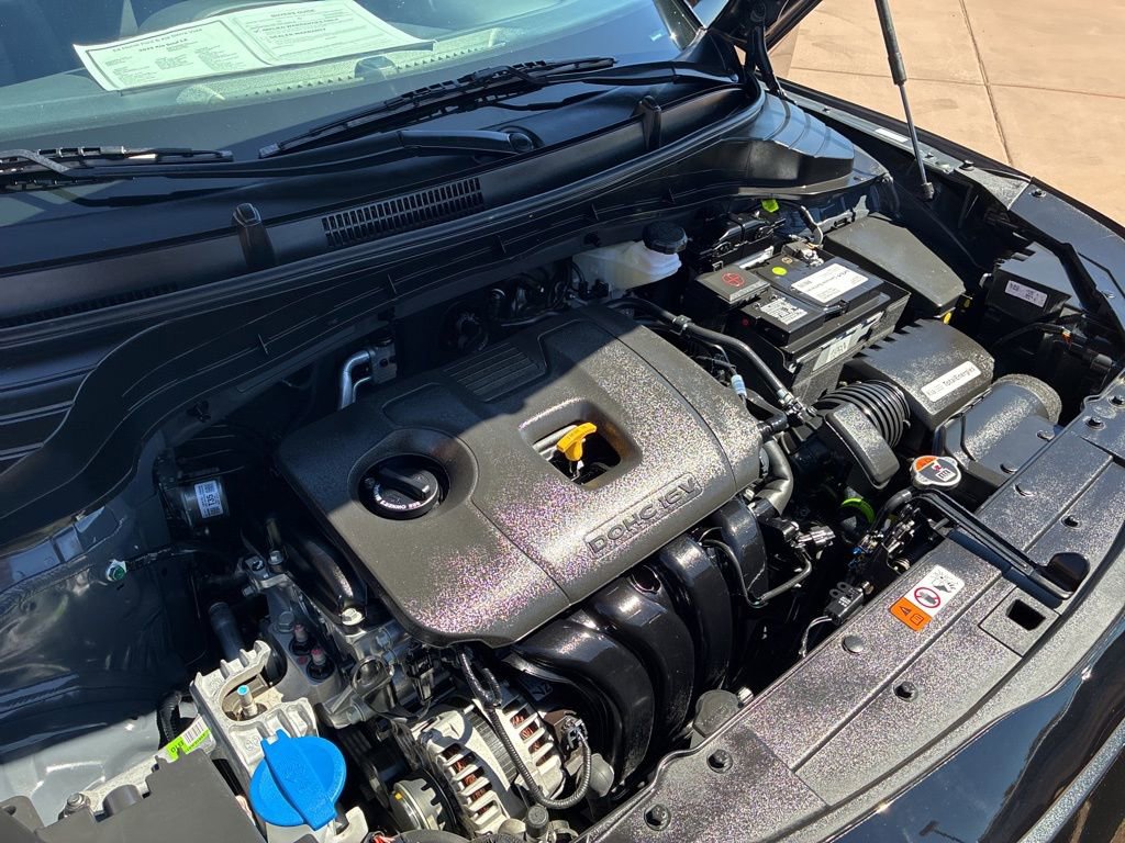 Certified 2025 Kia Soul LX FWD image 37