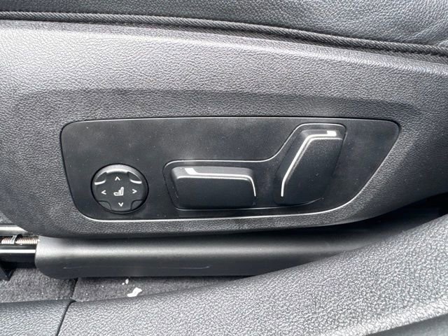 Certified 2025 BMW i4 xDrive40i w/ Premium Package image 13