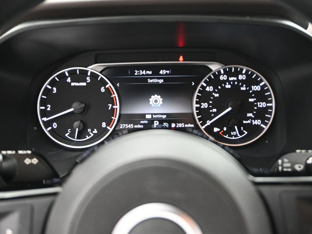 Used 2023 Nissan Rogue SV image 18