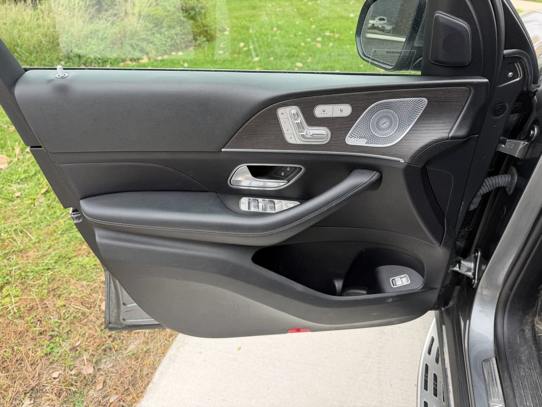 Used 2020 Mercedes-Benz GLS 450 4MATIC image 14