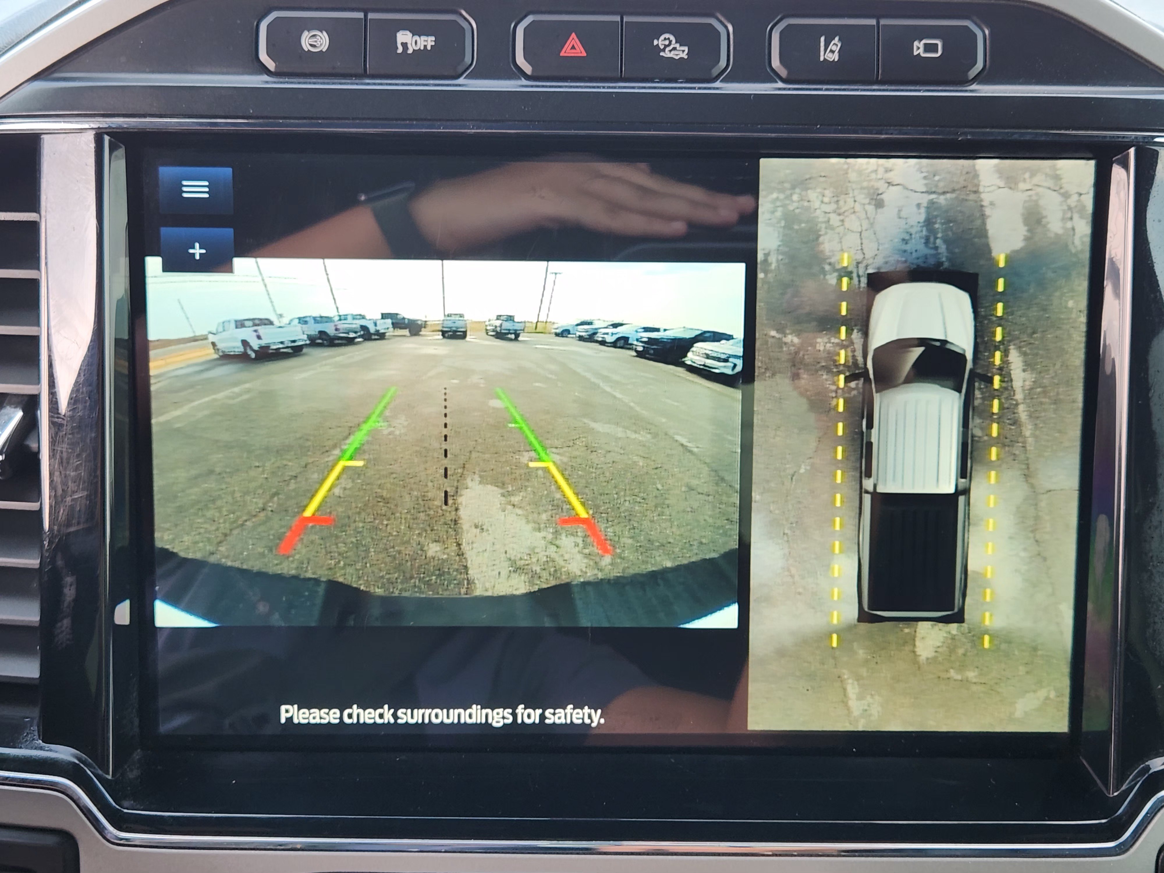 Used 2022 Ford F350 Lariat w/ Tremor Off-Road Package AWD/4WD image 18