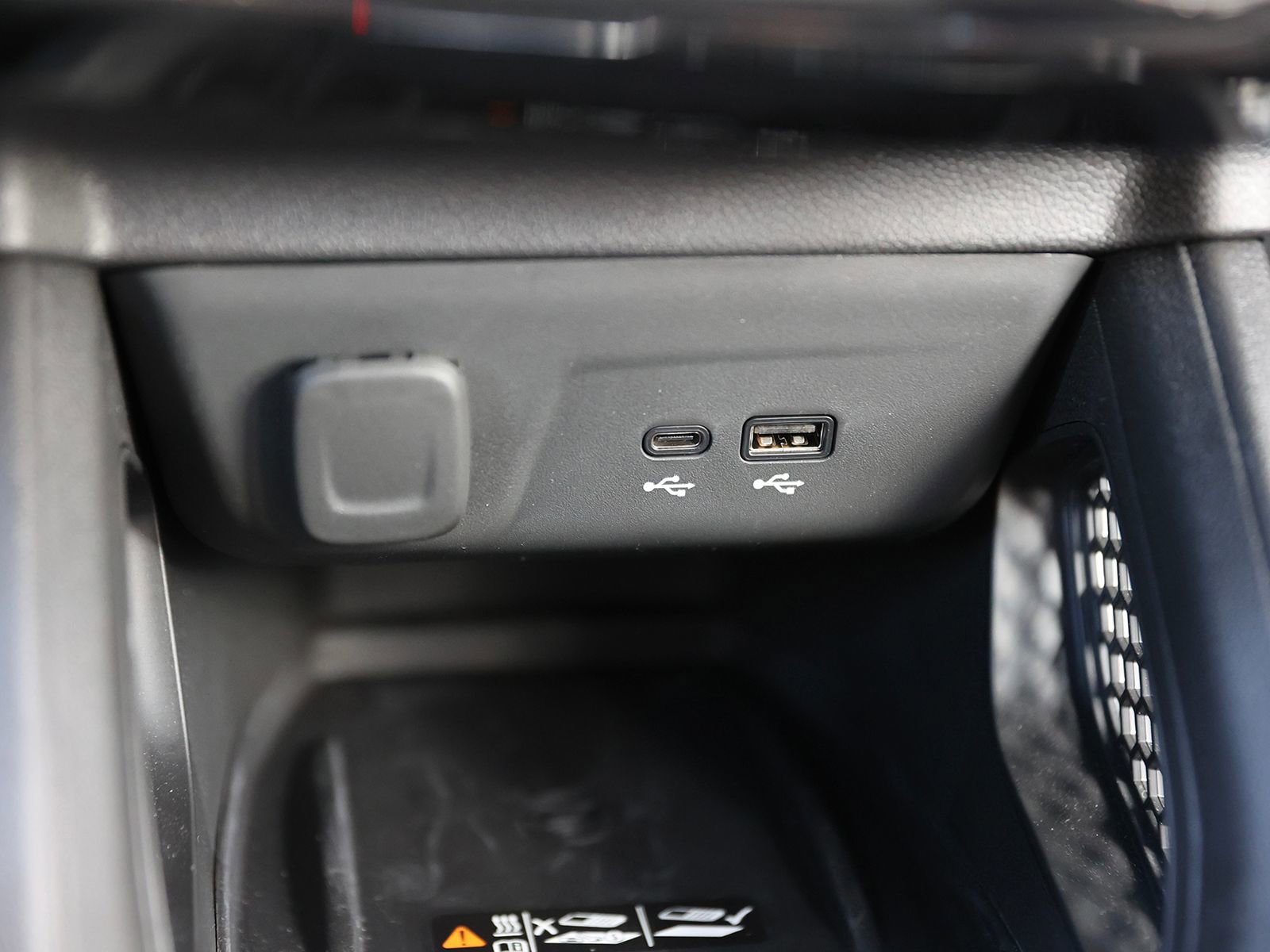 Used 2026 Chevrolet TrailBlazer RS w/ Convenience Package image 28