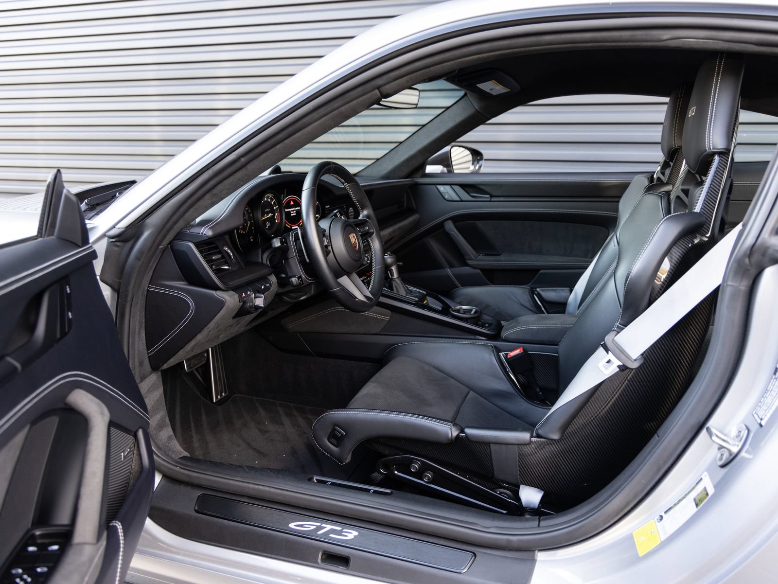 Certified 2024 Porsche 911 GT3 RWD image 23