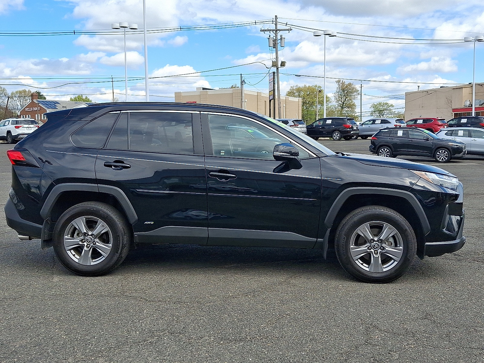 Certified 2024 Toyota RAV4 XLE AWD/4WD image 8