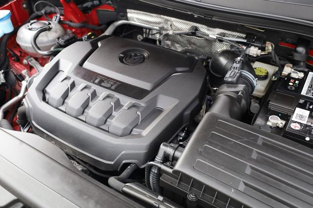 Used 2022 Volkswagen Tiguan SE image 11
