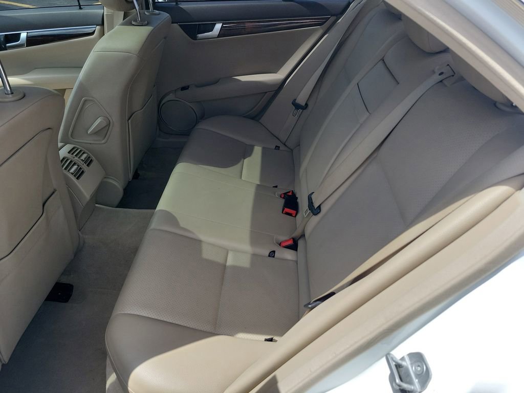 Used 2013 Mercedes-Benz C 300 4MATIC Sedan image 14