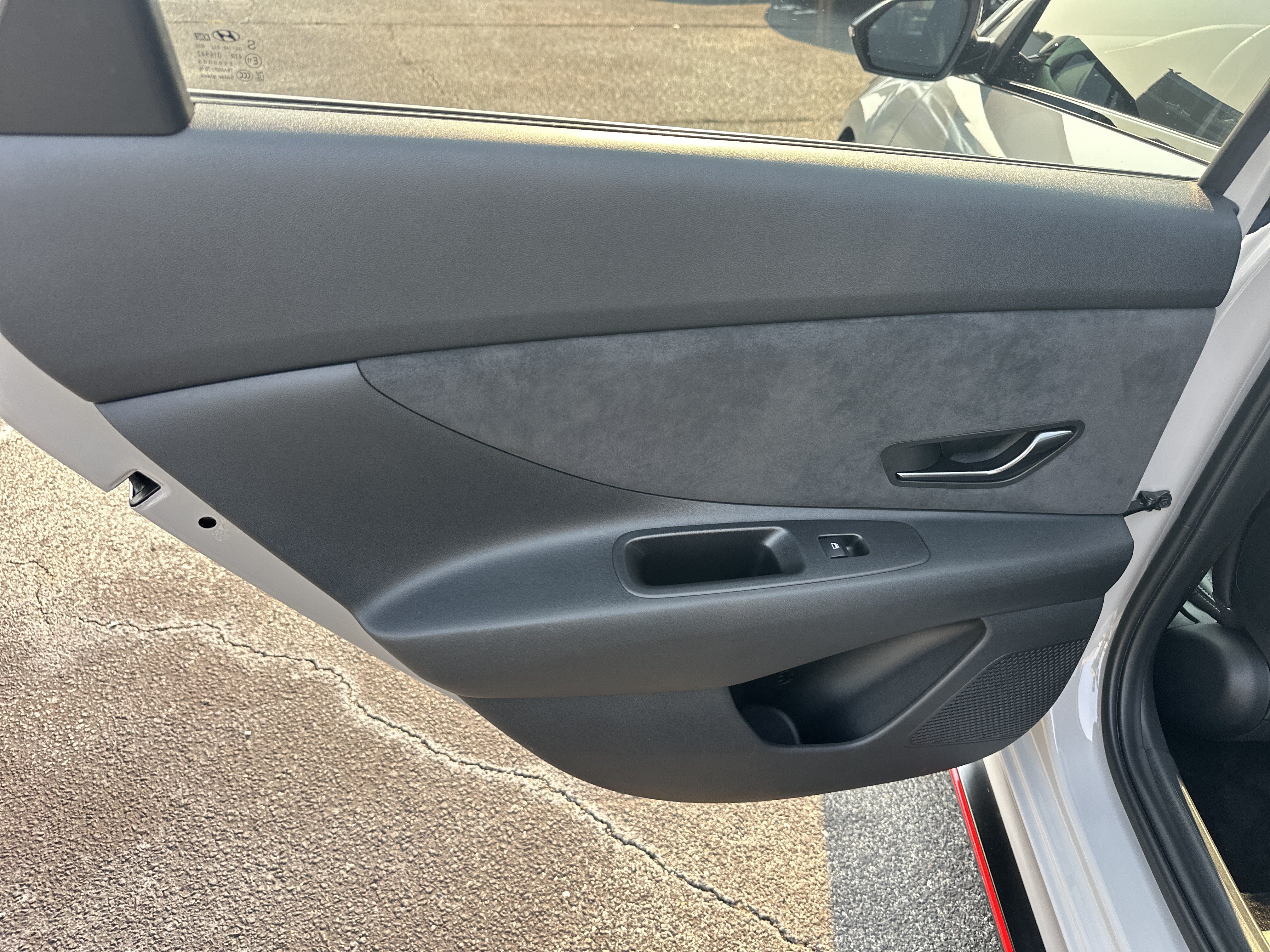 Used 2022 Hyundai Elantra N w/ Preferred Accessory Package FWD image 25