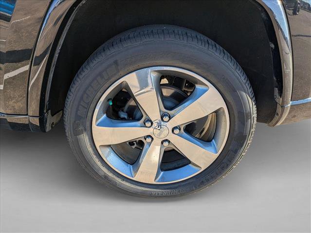 Used 2015 Jeep Grand Cherokee Overland w/ Advanced Technology Group image 6