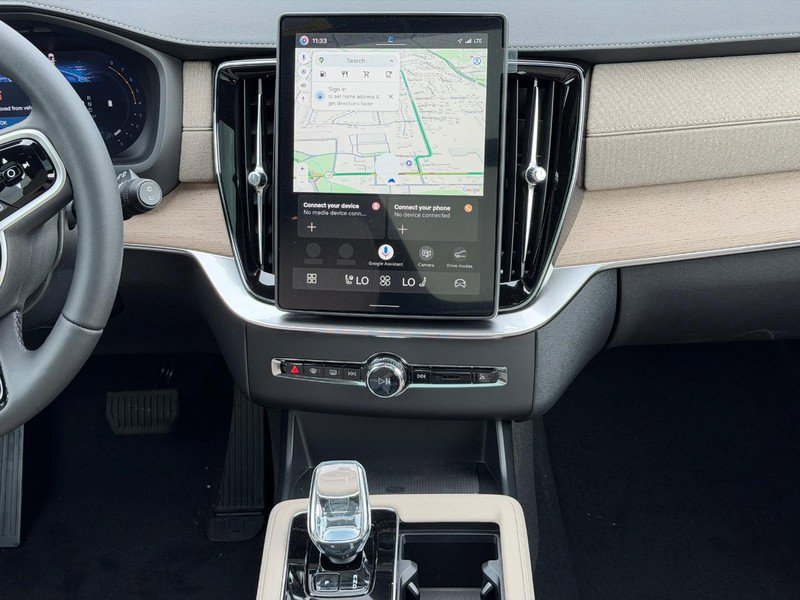 New 2026 Volvo XC90 B5 Core AWD/4WD image 7