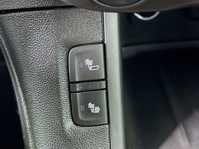 Used 2017 GMC Acadia SLE w/ Driver Alert Package I FWD image 26