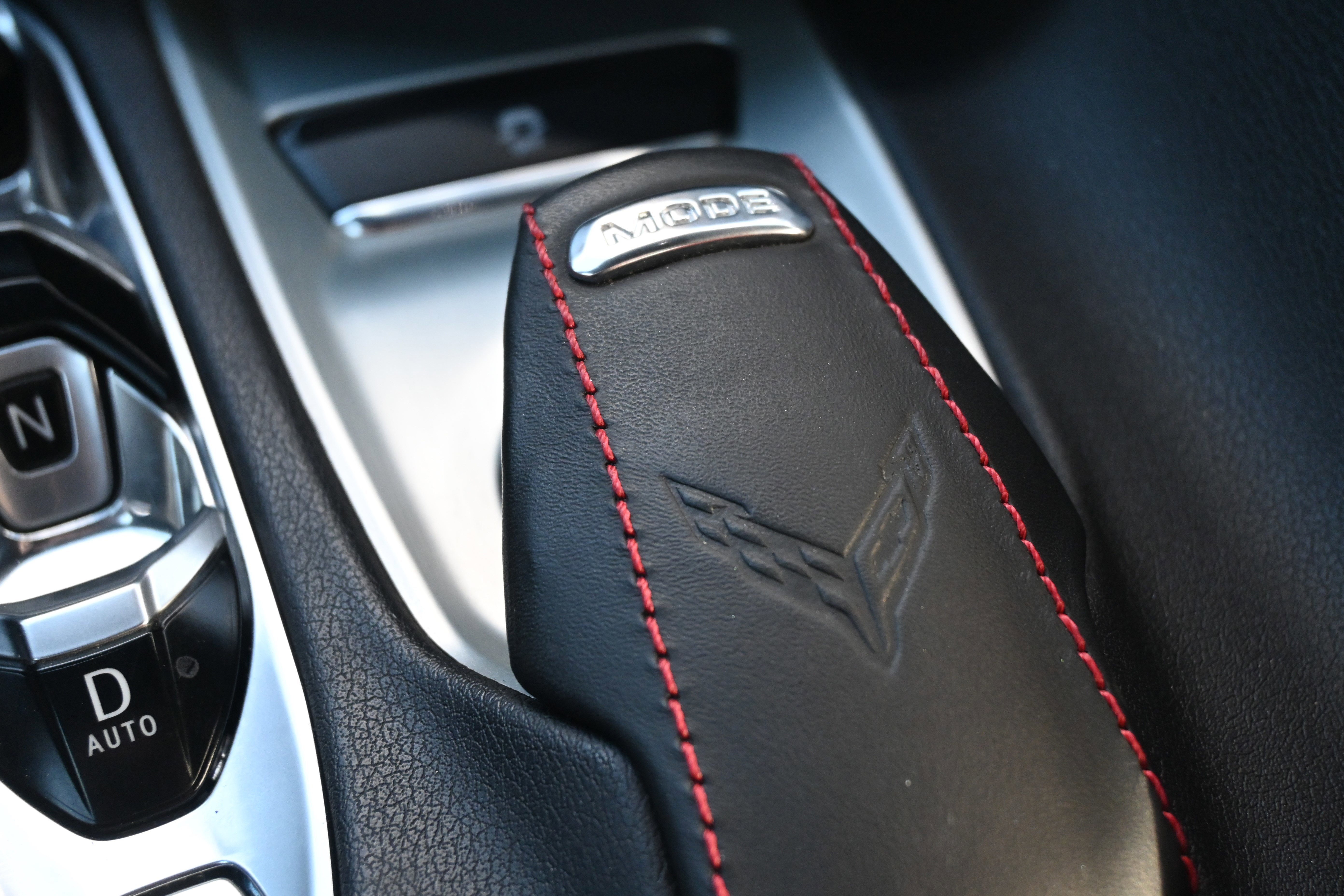 Used 2020 Chevrolet Corvette Stingray Coupe w/ 1LT image 18