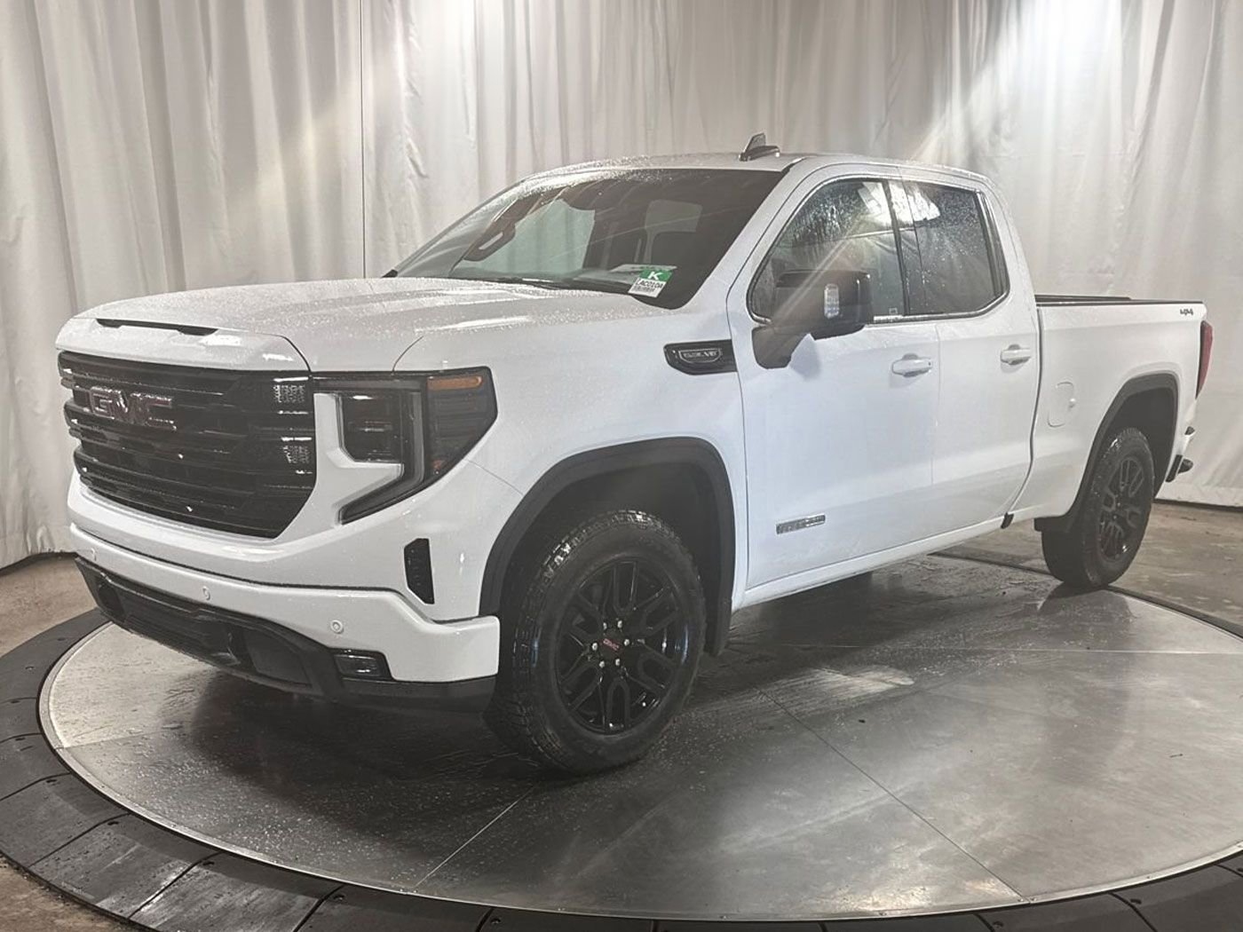 Used 2026 GMC Sierra 1500 Elevation w/ Preferred Package