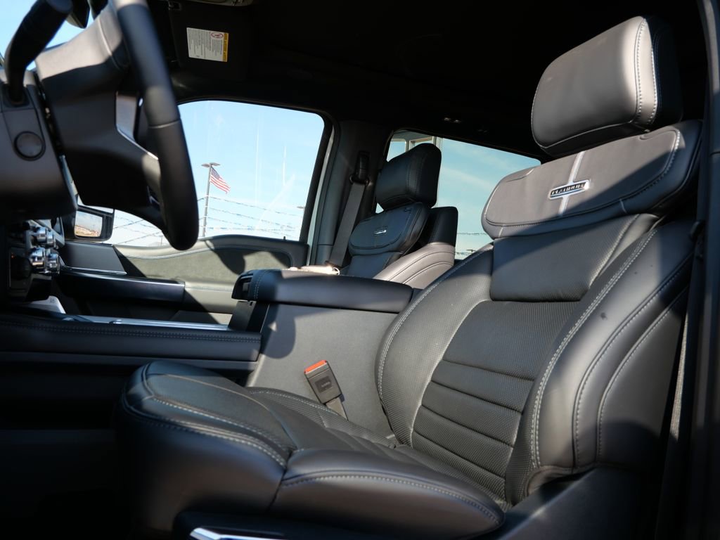 New 2026 Ford F350 Platinum w/ FX4 Off-Road Package image 18