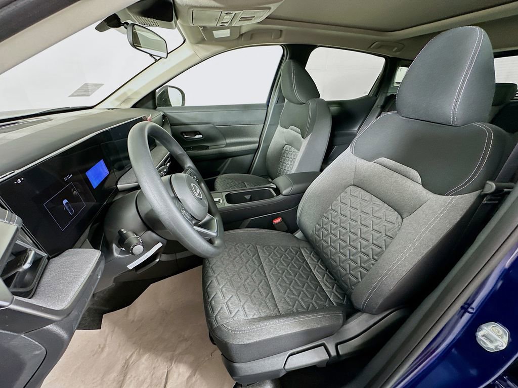 New 2026 Nissan Kicks SV w/ SV Premium Package image 27