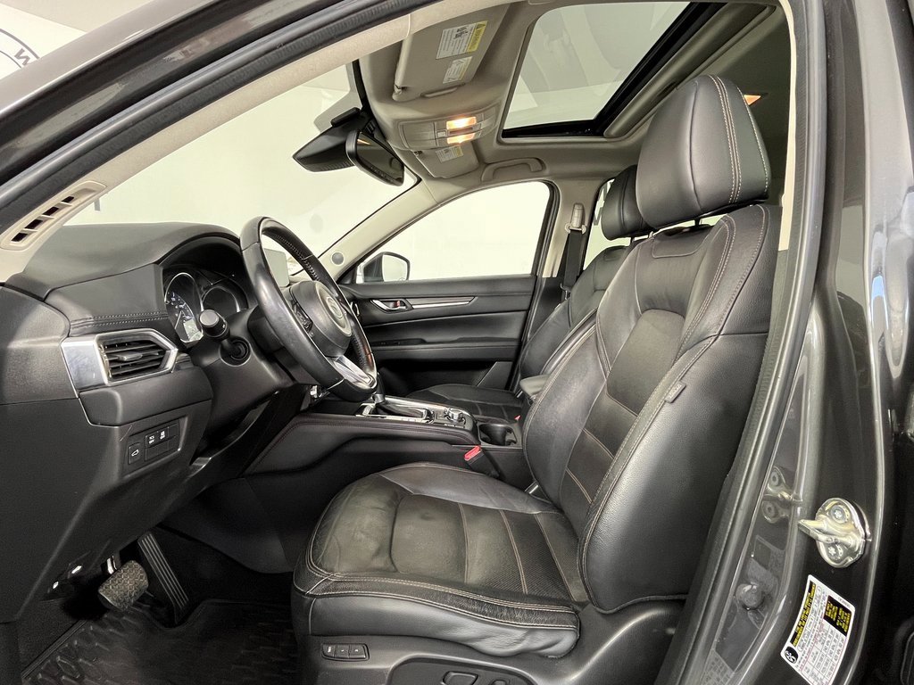 Used 2017 MAZDA CX-5 Grand Touring w/ Premium Package image 18