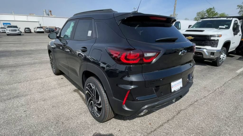 New 2026 Chevrolet TrailBlazer RS w/ Convenience Package AWD/4WD image 8