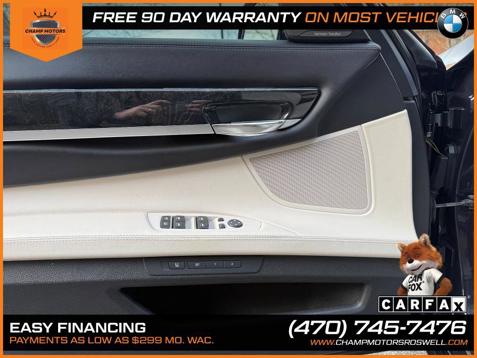 Used 2015 BMW 750Li w/ M Sport Edition RWD image 16