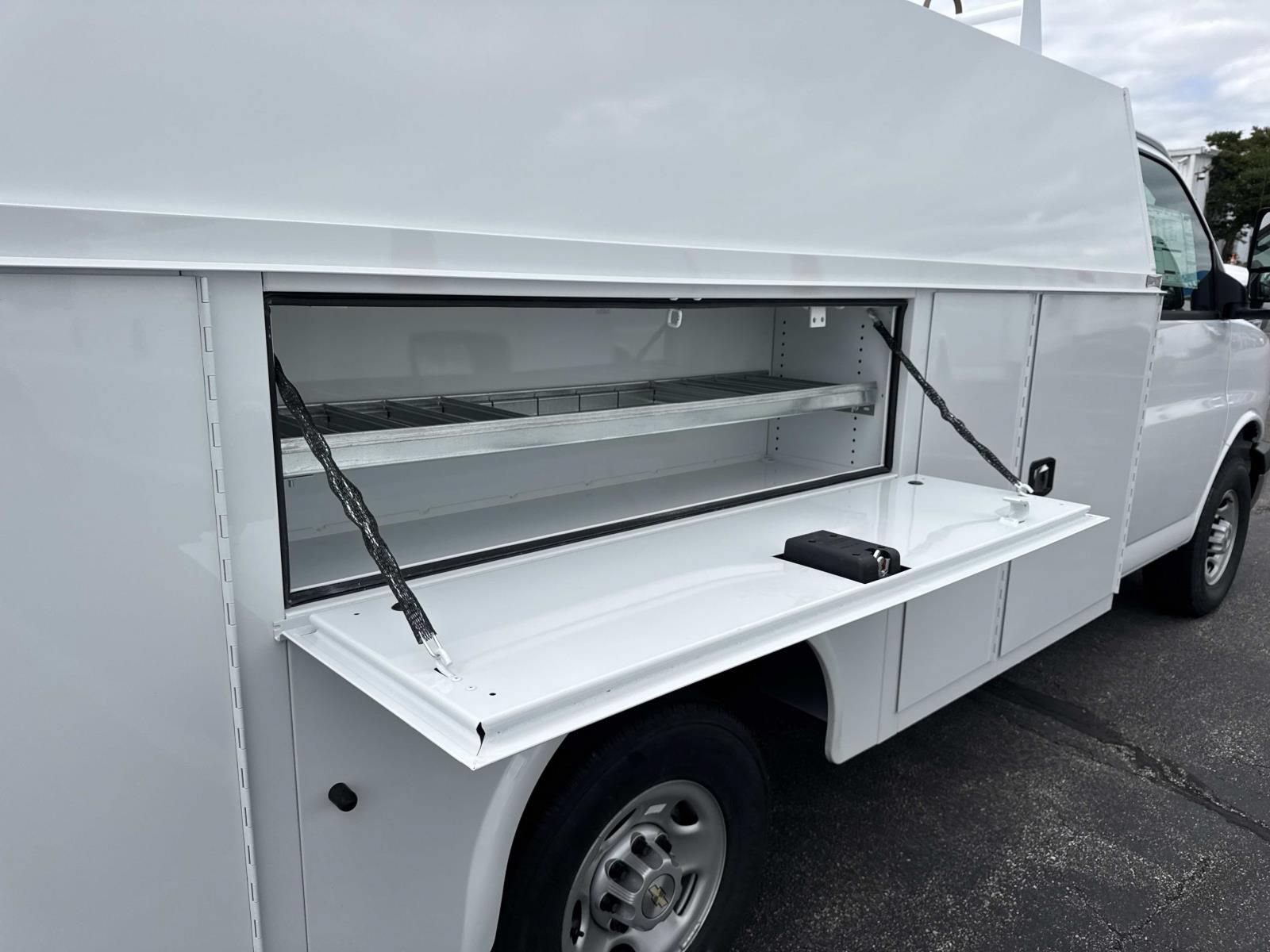 New 2026 Chevrolet Express 3500 w/ Power Convenience Package RWD image 12