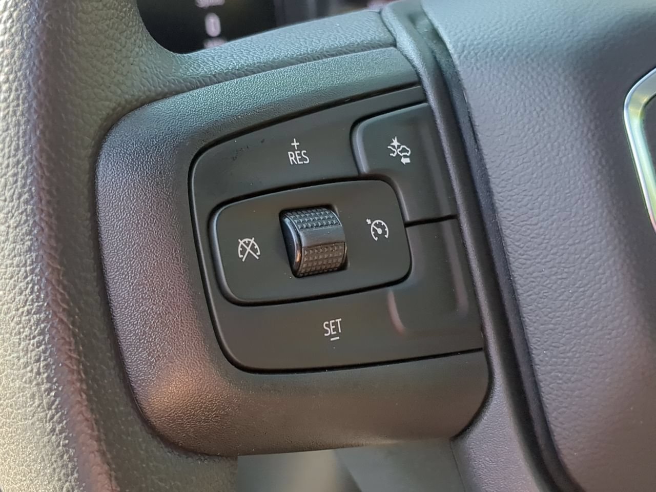 New 2026 GMC Sierra 2500 Pro w/ Convenience Package RWD image 32