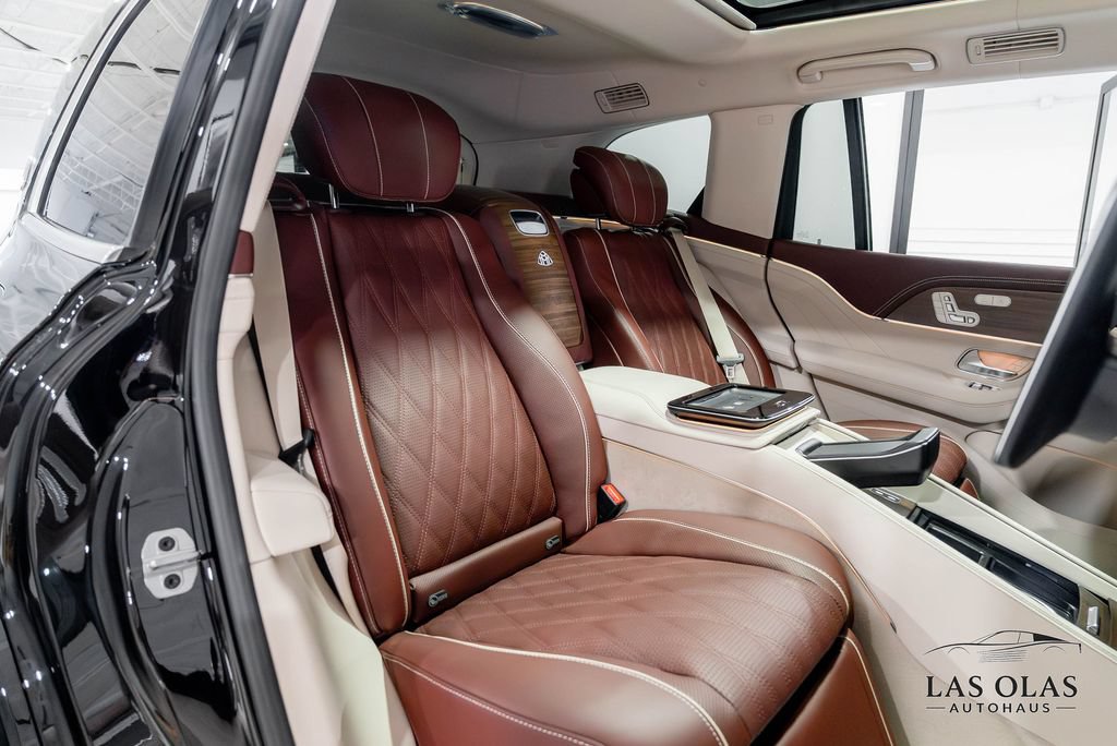 Used 2026 Mercedes-Benz Maybach GLS 600 4MATIC image 66