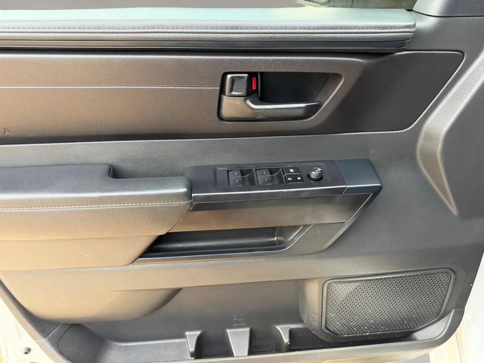 Used 2024 Toyota Tundra SR AWD/4WD image 14