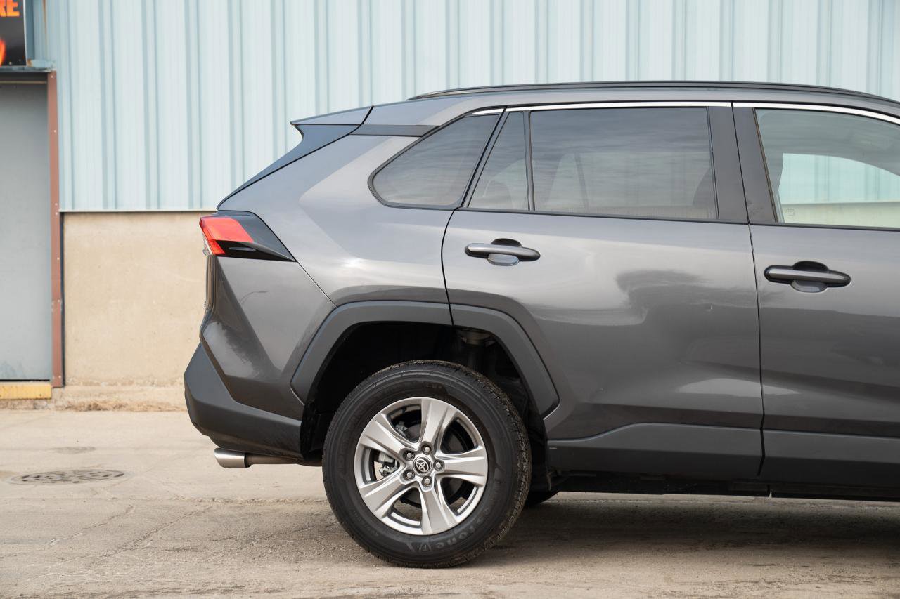 Used 2024 Toyota RAV4 XLE image 12