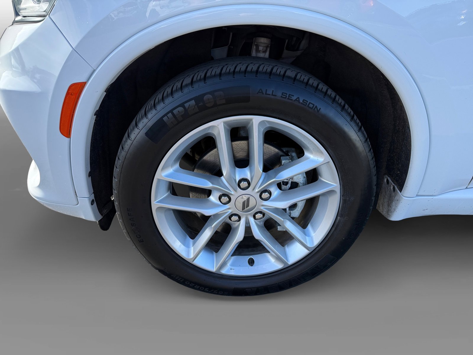Used 2023 Dodge Durango GT image 9