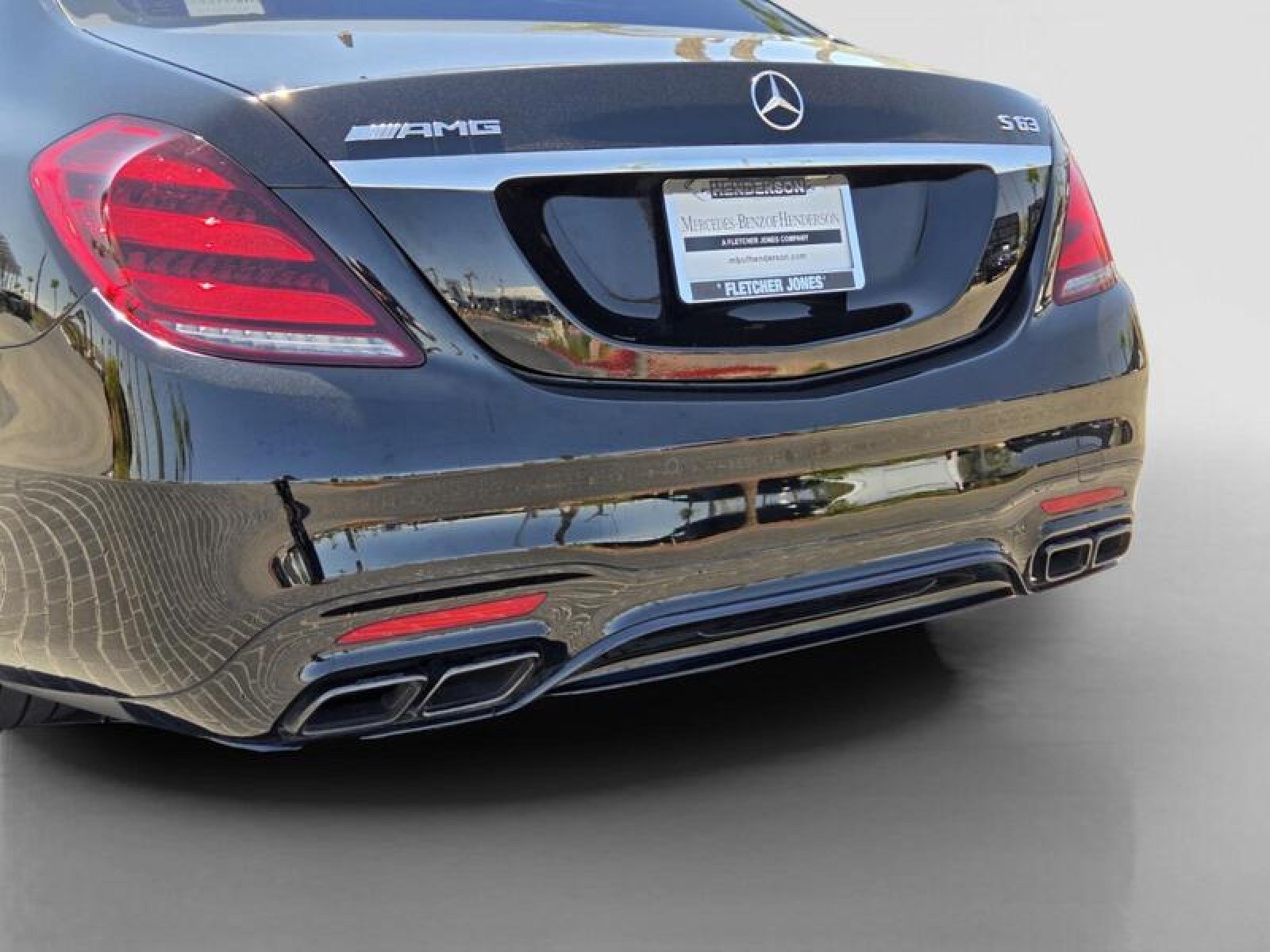 Used 2019 Mercedes-Benz S 63 AMG S 4MATIC Sedan image 4