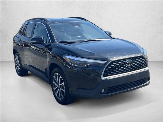 Certified 2025 Toyota Corolla Cross XLE video 3