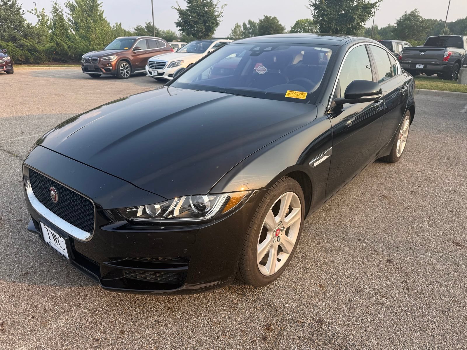 Used 2018 Jaguar XE Premium AWD/4WD image 1