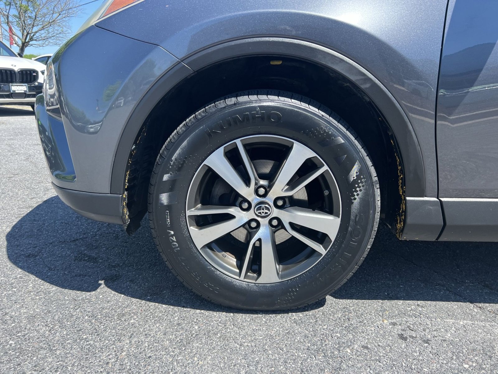 Used 2017 Toyota RAV4 XLE AWD/4WD image 20