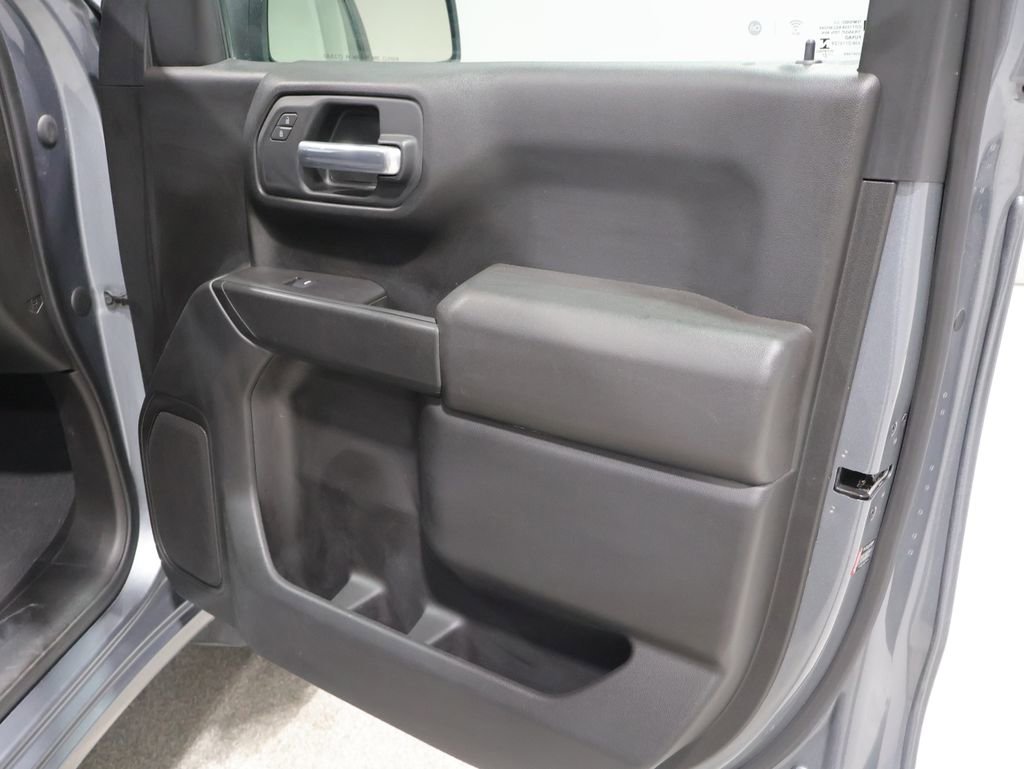 Used 2021 Chevrolet Silverado 1500 Custom Trail Boss AWD/4WD image 22