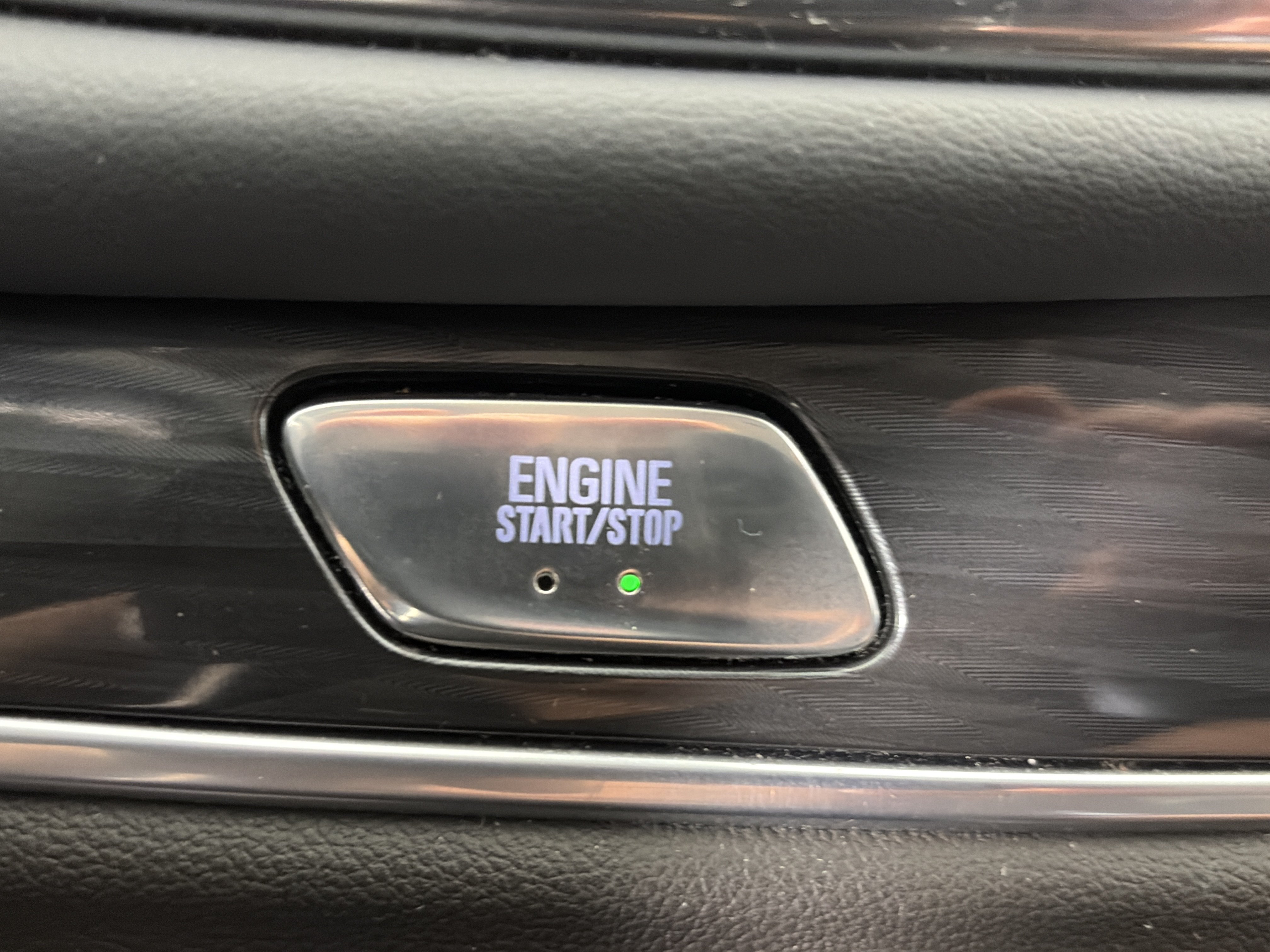 Certified 2021 Buick Enclave Essence w/ Sport Touring Edition FWD image 32