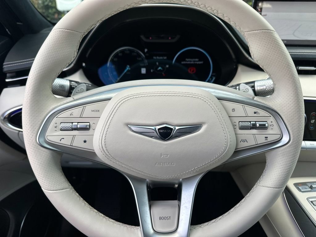 Used 2025 Genesis Electrified GV70 Prestige w/ Prestige Package image 25