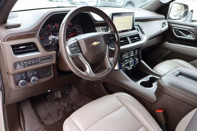 Used 2021 Chevrolet Tahoe LT w/ Luxury Package image 4