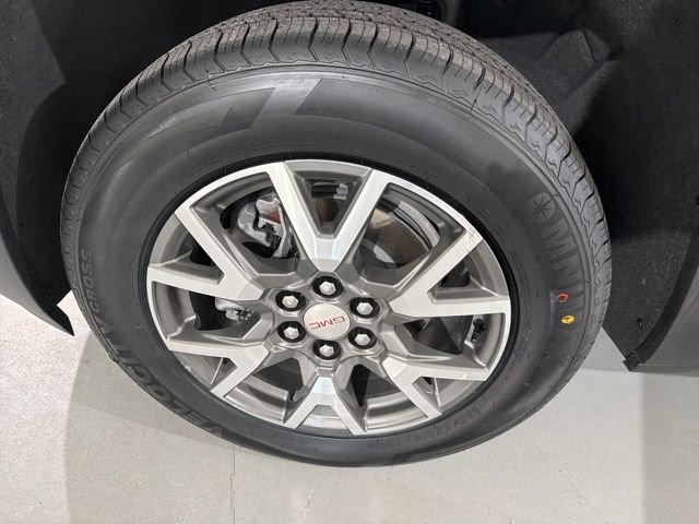 Used 2022 GMC Acadia SLE image 6