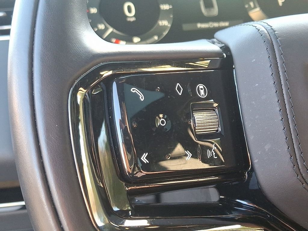 Used 2024 Land Rover Range Rover Sport Dynamic SE image 22