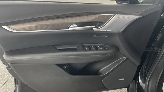 Used 2023 Cadillac XT5 Sportv image 35